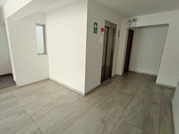 Surquillo BARRIO MÉDICO - Dúplex Penthouse de 3dorm + 1cochera + Balcón + Terraza + Cocina Kitchenette
