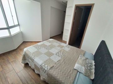 Surquillo BARRIO MÉDICO - Dúplex Penthouse de 3dorm + 1cochera + Balcón + Terraza + Cocina Kitchenette