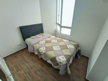 Surquillo BARRIO MÉDICO - Dúplex Penthouse de 3dorm + 1cochera + Balcón + Terraza + Cocina Kitchenette