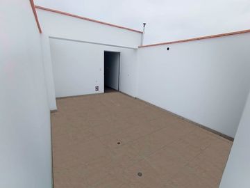 Surquillo BARRIO MÉDICO - Dúplex Penthouse de 3dorm + 1cochera + Balcón + Terraza + Cocina Kitchenette