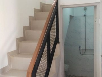 Rumah 2 Lantai Dijual Padalarang Bandung Barat Dekat Stasiun Kereta Cepat