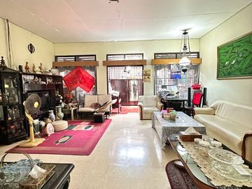 Dijual Rumah Lingkungan Komplek Hook Jalan Raya Jatiwaringin, Cipinang Melayu Jakarta Timur [AR078]