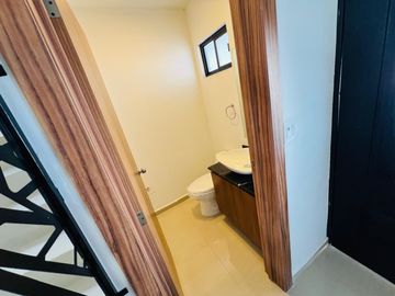 EXCELENTE CASA 🏡 EN VENTA AL SUR DE PACHUCA 3 RECAMARAS 2 BAÑOS CON METRO DE SEPARACIÓN!
