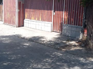 SE VENDE AMPLIA Y HERMOSA CASA