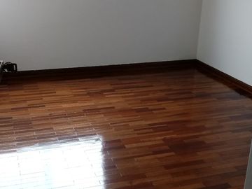 REMATO !!BAJO DE PRECIO !!VENDO TRIPLEX REMODELADO , SUPER UBICADO SAN BORJA LIMITE SAN ISIDRO