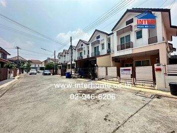 2-storey townhouse, 30.9 sq.w., Buntharik Lam Luk Ka Village, Khlong 4, near Lat Sawai Market, Rangsit-Nakhon Nayok Road, Phra Ong Chao Sai Road, Khlo