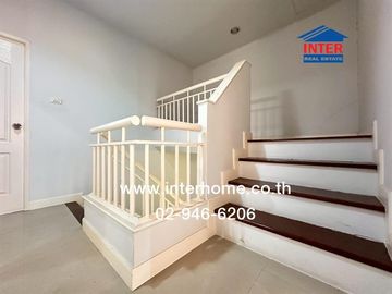 2-storey townhouse, 30.9 sq.w., Buntharik Lam Luk Ka Village, Khlong 4, near Lat Sawai Market, Rangsit-Nakhon Nayok Road, Phra Ong Chao Sai Road, Khlo