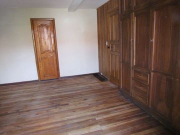OPORTUNIDAD!!! HERMOSA CASA EN VENTA, EXCELENTE UBICACIÓN, SECTOR EL TEJAR