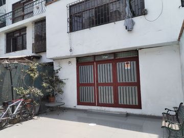 VENTA DE CASA EN SAN BORJA