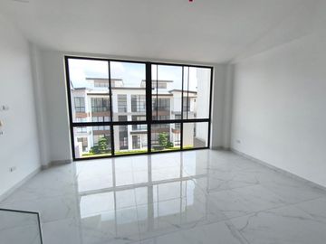 Venta departamento de estreno RIVERSIDE, Samborondon