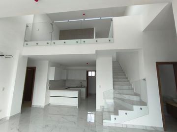 Venta departamento de estreno RIVERSIDE, Samborondon