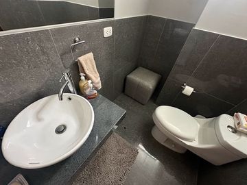 DEPARTAMENTO PH DUPLEX EN VENTA EN MIRAFLORES  CON TERRAZA