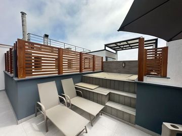 DEPARTAMENTO PH DUPLEX EN VENTA EN MIRAFLORES  CON TERRAZA