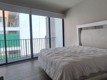 Depto. Exterior con balcón, 2 recámaras, en Colonia Roma, aceptamos créditos.