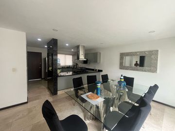 VENTA DE CASA EN LOMAS DE ANGELOPOLIS