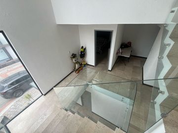VENTA DE CASA EN LOMAS DE ANGELOPOLIS