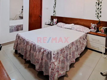Casa De 3 Pisos En Zona Monumental - Iquitos