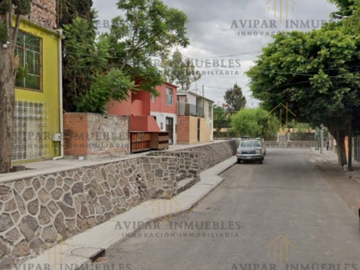VENTA DE CASA EN MANZANA P-S4 SATELITE, SECC. ANDADORES, SANTIAGO QUERETARO.