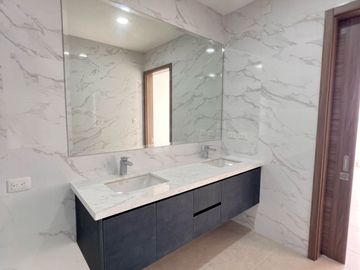 Departamento en Venta en La Urb. River Park - Km 4.5 Samborondon