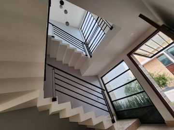 CASA EN VENTA EN LOMAS DE ANGELOPOLIS