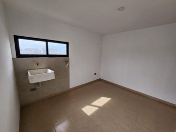 CASA EN VENTA EN LOMAS DE ANGELOPOLIS