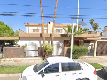 Casa en Colonia Nueva Mexicali Baja California. Remates Exclusivos, Tu nuevo hogar te espera.