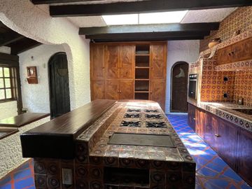 CASA  EN VENTA EN SAN MATEO TLALTENANGO A 10 MINUTOS DE SANTA FE
