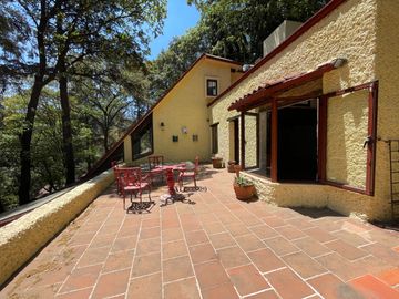 CASA  EN VENTA EN SAN MATEO TLALTENANGO A 10 MINUTOS DE SANTA FE