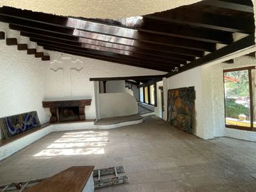 CASA  EN VENTA EN SAN MATEO TLALTENANGO A 10 MINUTOS DE SANTA FE