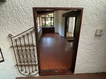 CASA  EN VENTA EN SAN MATEO TLALTENANGO A 10 MINUTOS DE SANTA FE