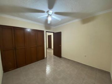 CASA EN VENTA, EN EL FRACCIONAMIENTO VILLA VERDE, EN CÓRDOBA VER.