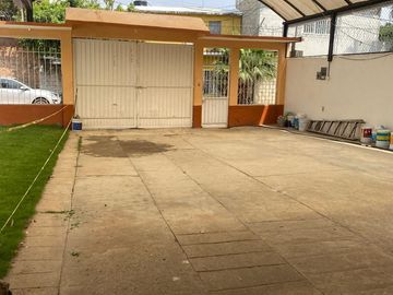 SE VENDE CASA