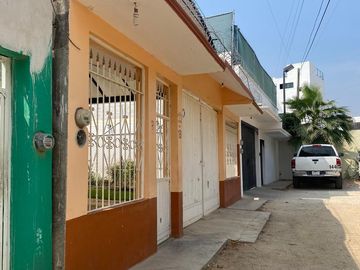 SE VENDE CASA