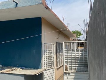 SE VENDE CASA