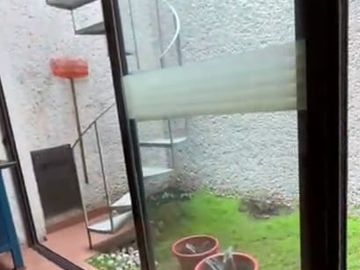 Casa con grandes espacios y súper ubicada