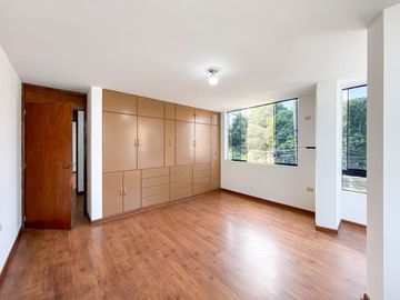 Vendo Duplex En Calle Las Violetas - Urb Los Jardines (Smp)