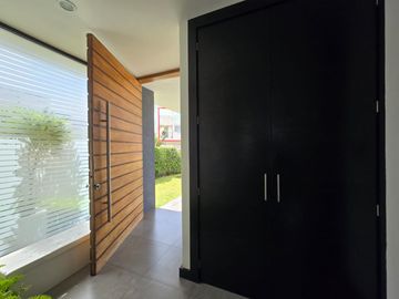 Casa en venta en fraccionamiento Valle Imperial