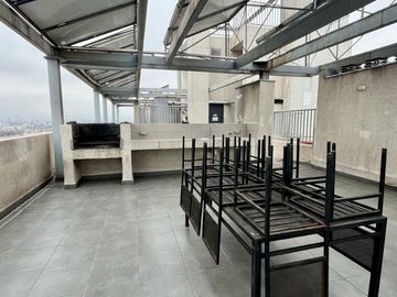 Se Vende Amplio 2d+estacion.+bodega. Metro Santa Isabel