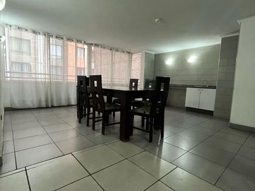 Se Vende Amplio 2d+estacion.+bodega. Metro Santa Isabel
