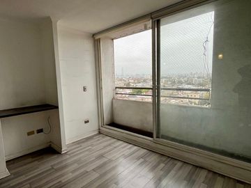 Se Vende Amplio 2d+estacion.+bodega. Metro Santa Isabel
