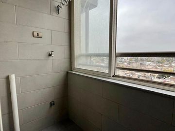 Se Vende Amplio 2d+estacion.+bodega. Metro Santa Isabel