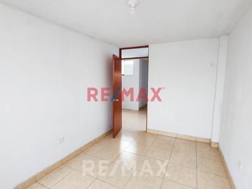 Venta De Departamento En 3Er Piso En El Agustino