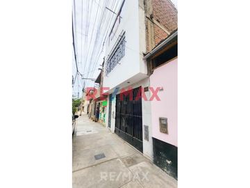 Venta De Departamento En 3Er Piso En El Agustino