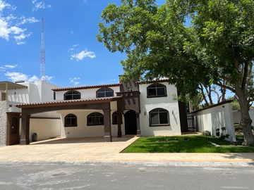 Casa en venta en Residencial Los Cedros Saltillo Coahuila