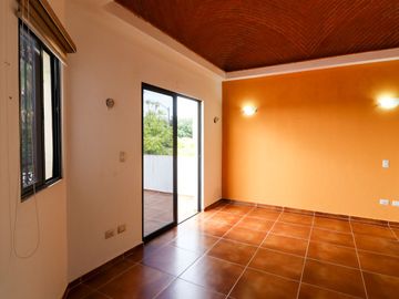 Santa Fe Merida Casa En Venta 3 Habitaciones Y Alberca En Privada Ficus