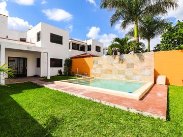 Santa Fe Merida Casa En Venta 3 Habitaciones Y Alberca En Privada Ficus