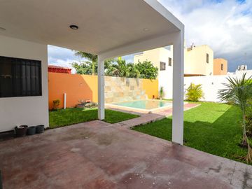 Santa Fe Merida Casa En Venta 3 Habitaciones Y Alberca En Privada Ficus