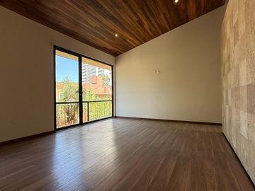 Bonita casa en venta en Altozano club de Golf zona plana