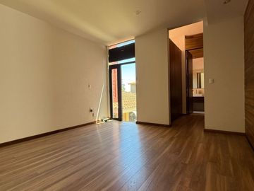 Bonita casa en venta en Altozano club de Golf zona plana