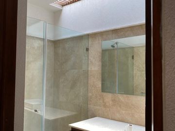 Bonita casa en venta en Altozano club de Golf zona plana